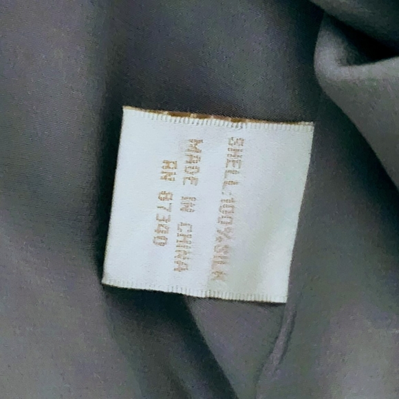 Gold Hawk Asymmetrical Silver Silk Top NWOT - Picture 5 of 6